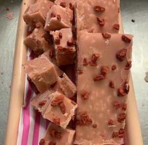 strawberries and cream fudge